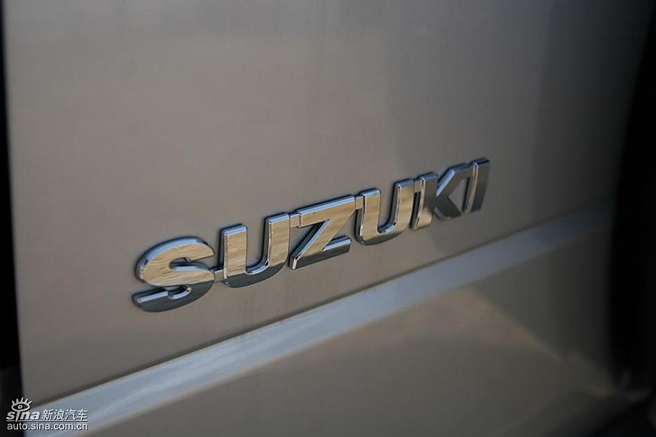 新超级维特拉2.4L三门版