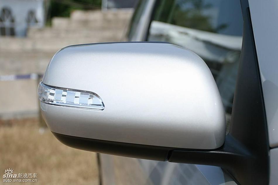 新超级维特拉2.4L三门版