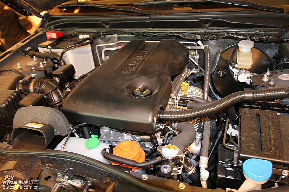 新超级维特拉2.4L发动机