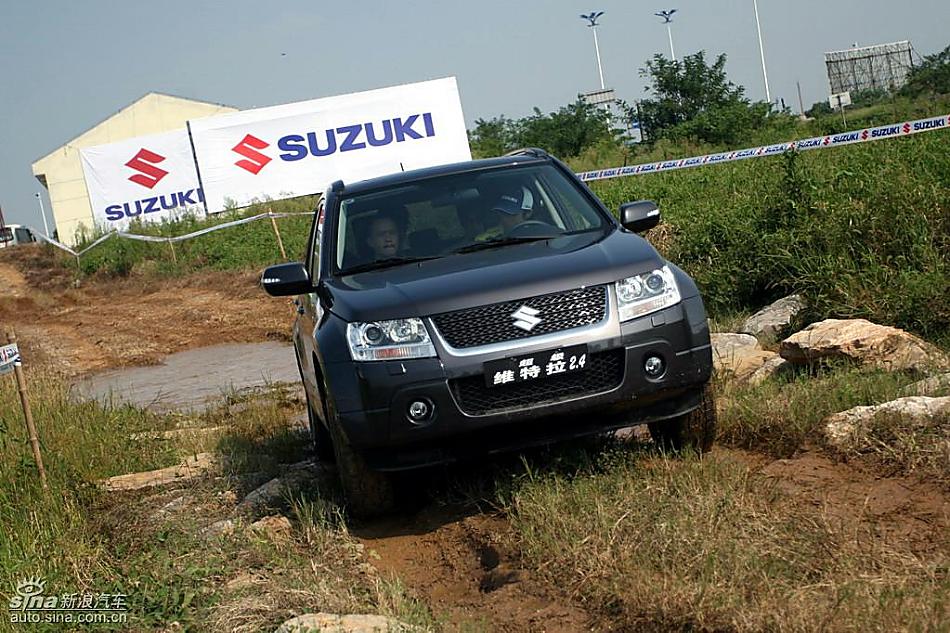 新超级维特拉越野实拍