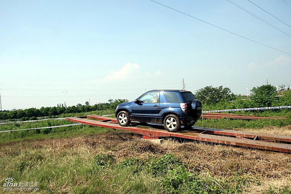 新超级维特拉越野实拍
