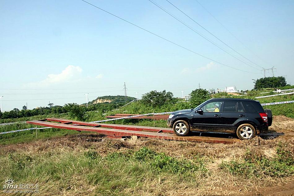 新超级维特拉越野实拍
