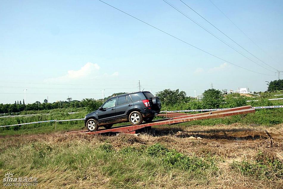 新超级维特拉越野实拍