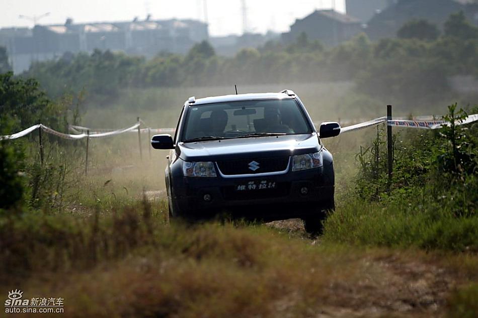 新超级维特拉越野实拍