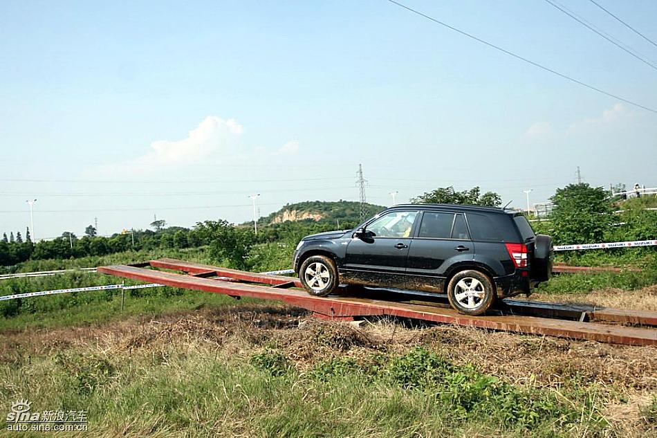 新超级维特拉越野实拍
