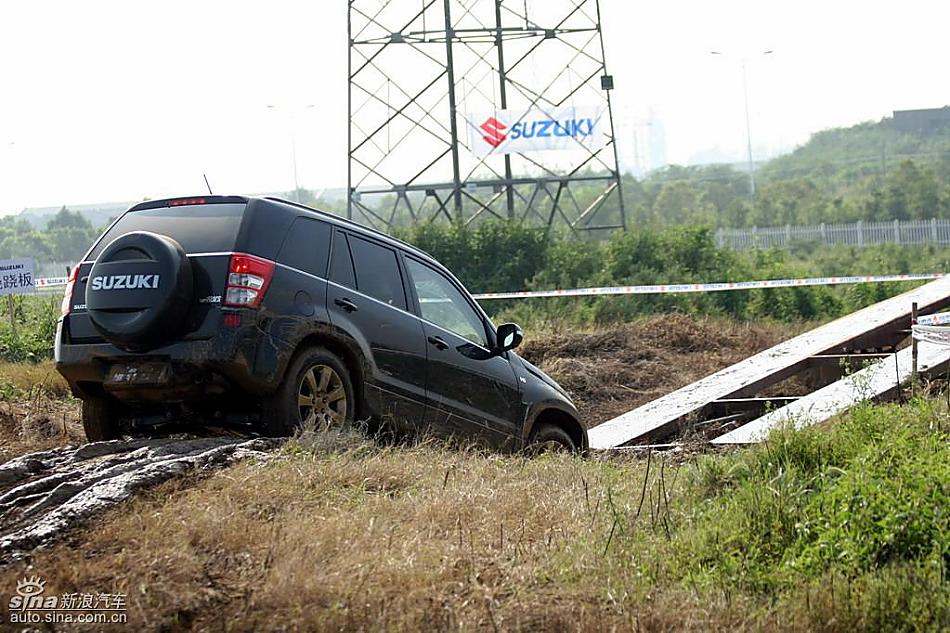 新超级维特拉越野实拍