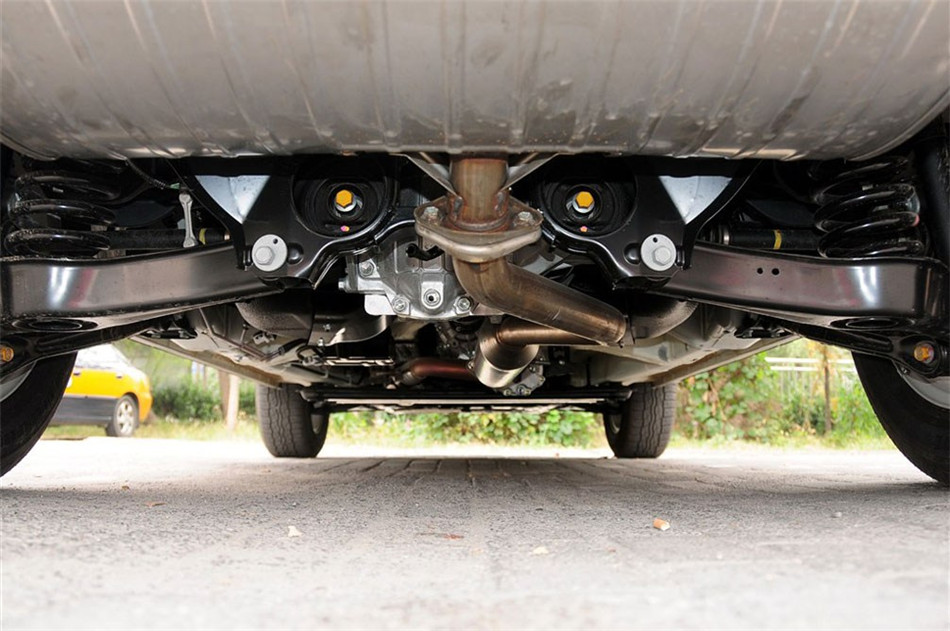 2012款超级维特拉 2.4L 自动豪华导航5门版