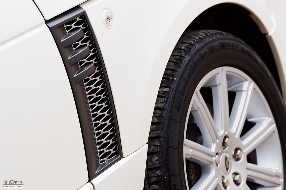 路虎揽胜外观实拍