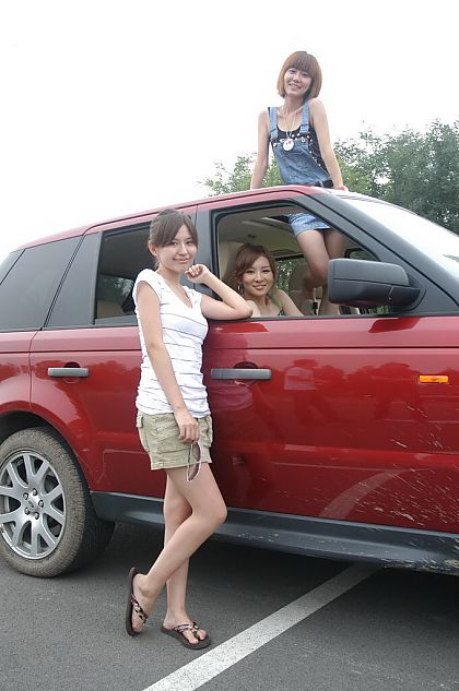 路虎揽胜运动版野趣越野