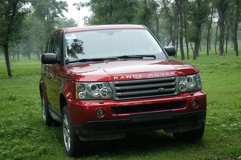 路虎揽胜运动版野趣越野