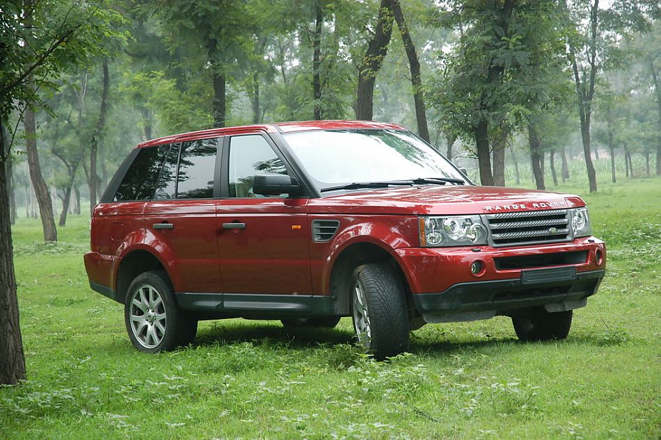 路虎揽胜运动版野趣越野