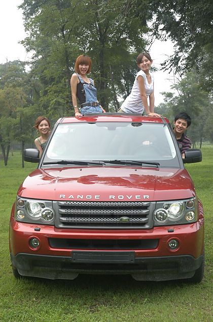 路虎揽胜运动版野趣越野