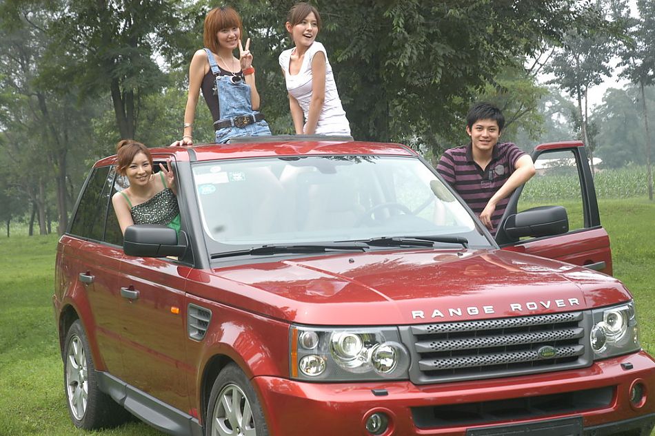 路虎揽胜运动版野趣越野