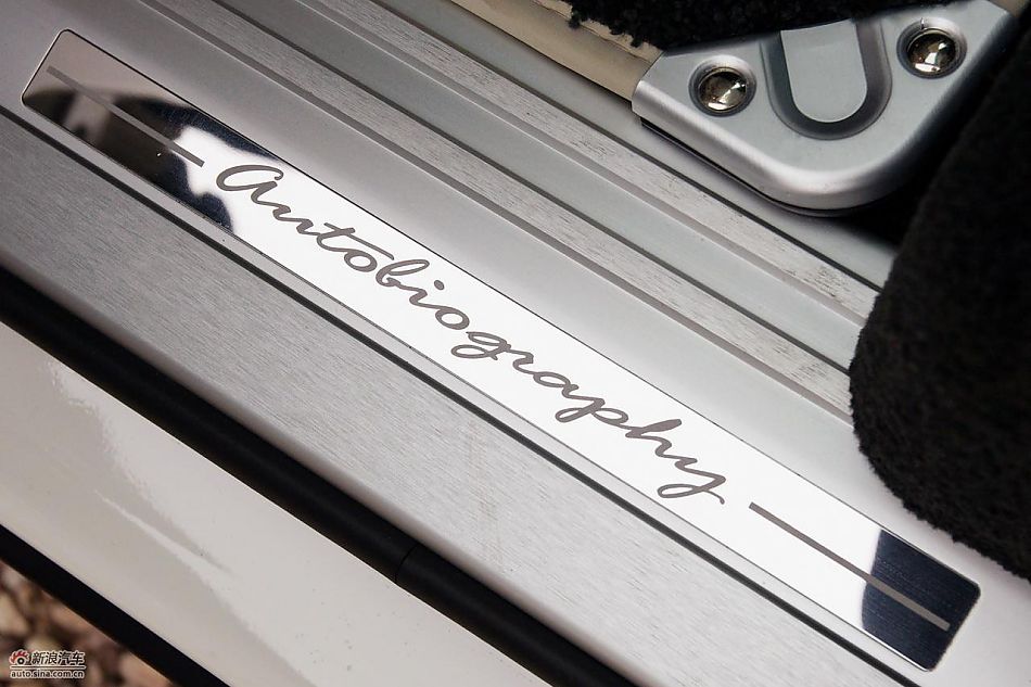 路虎揽胜内饰实拍