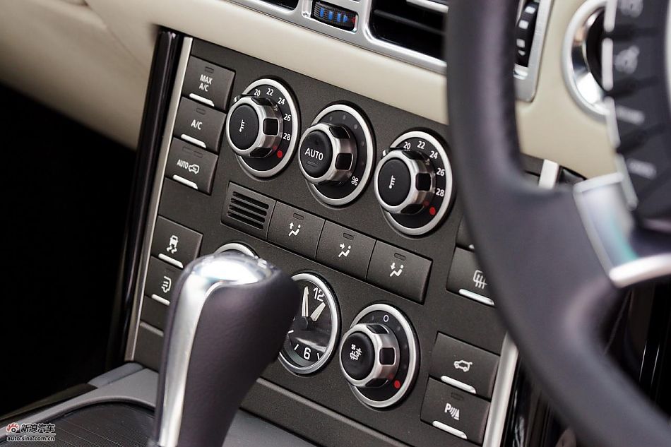 路虎揽胜内饰实拍