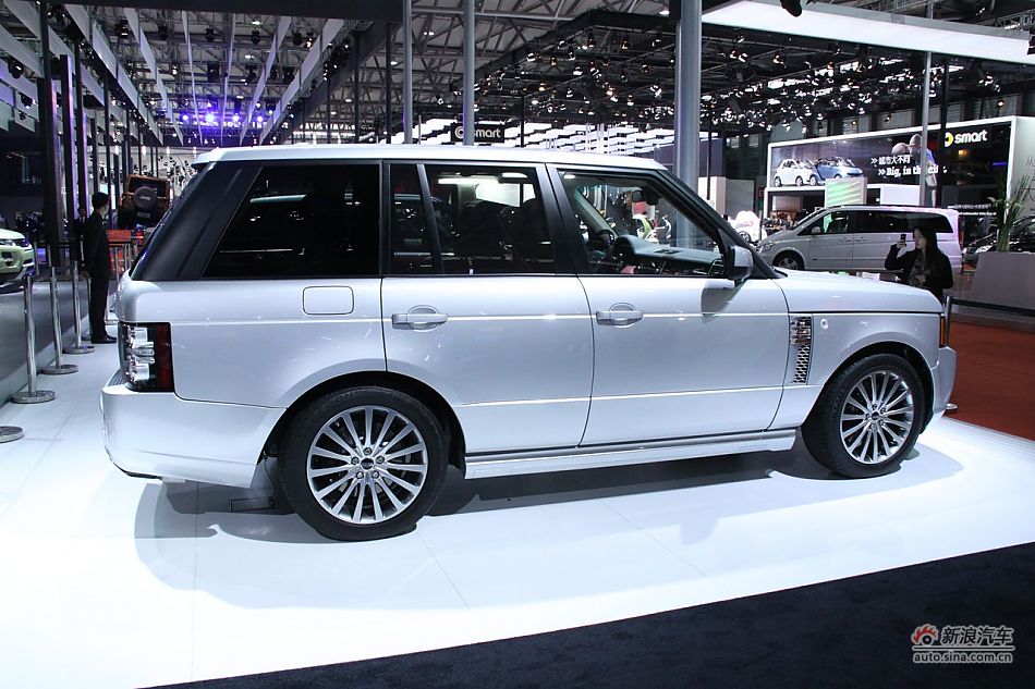 路虎揽胜尊崇创世版机械增压车