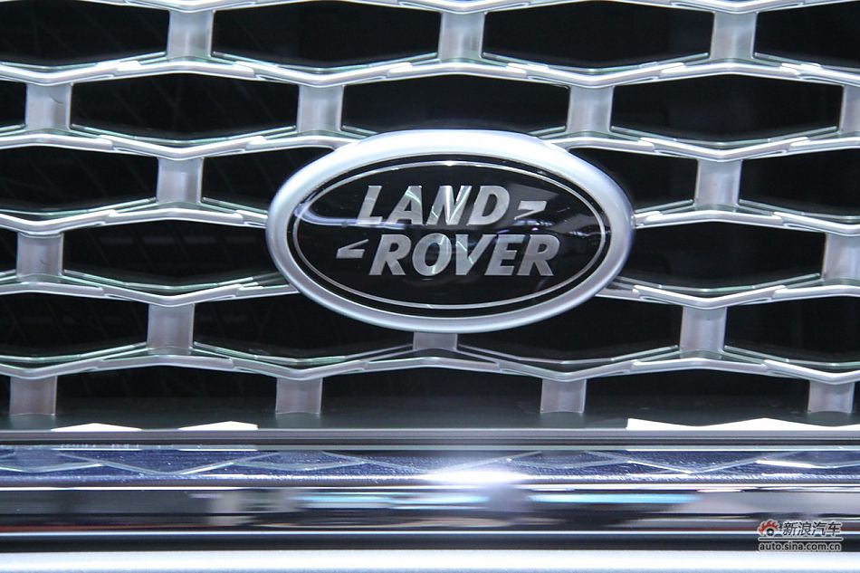 路虎揽胜尊崇创世版机械增压车