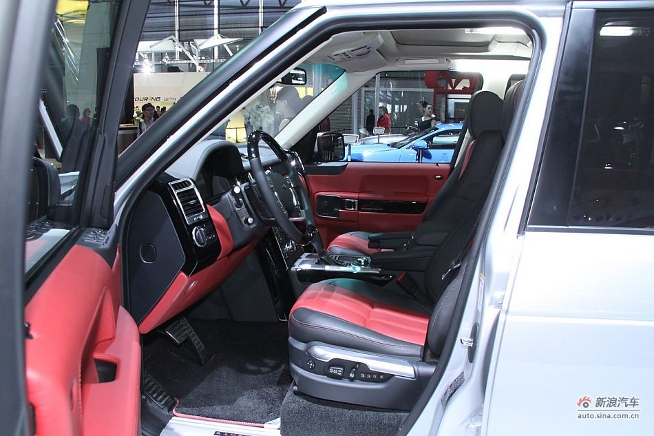 路虎揽胜尊崇创世版机械增压车