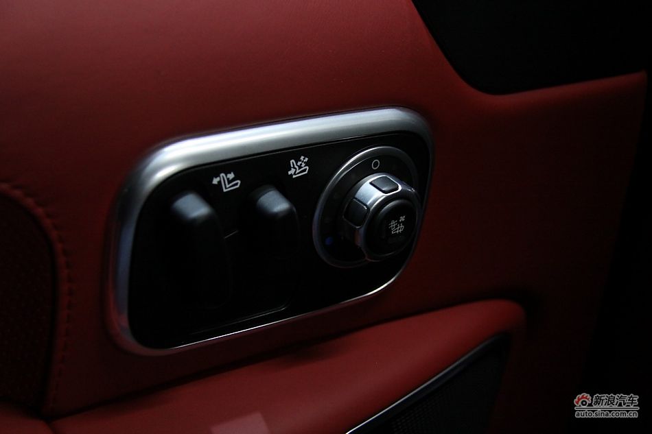 路虎揽胜尊崇创世版机械增压车