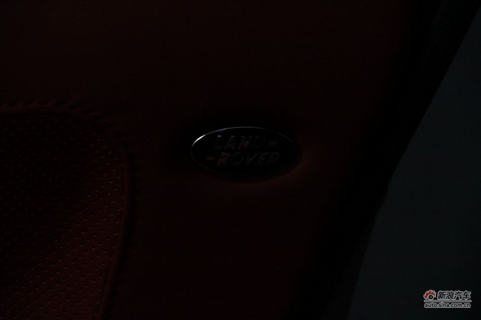 路虎揽胜尊崇创世版机械增压车