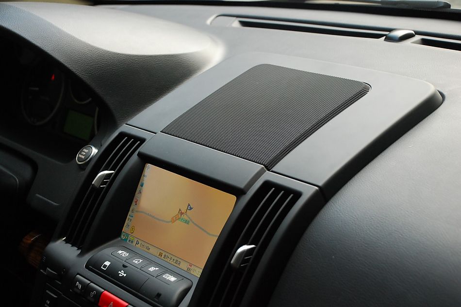 2010款路虎神行者2内饰