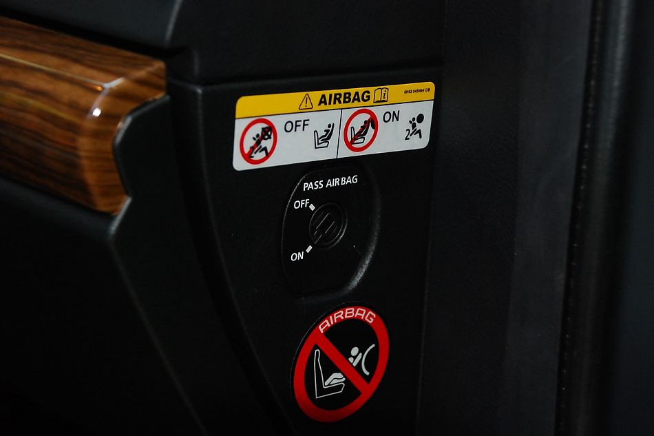 2010款路虎神行者2内饰