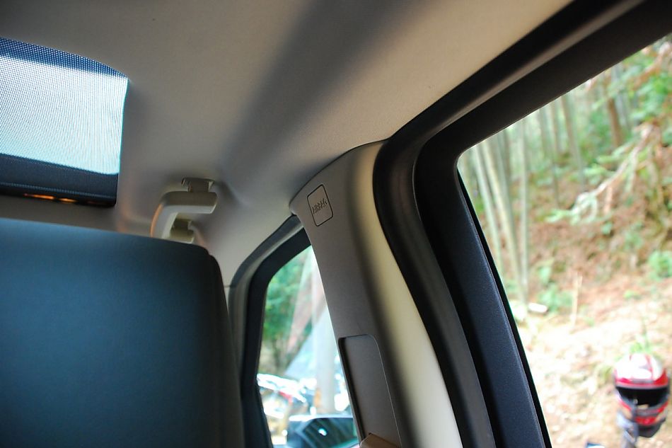 2010款路虎神行者2内饰