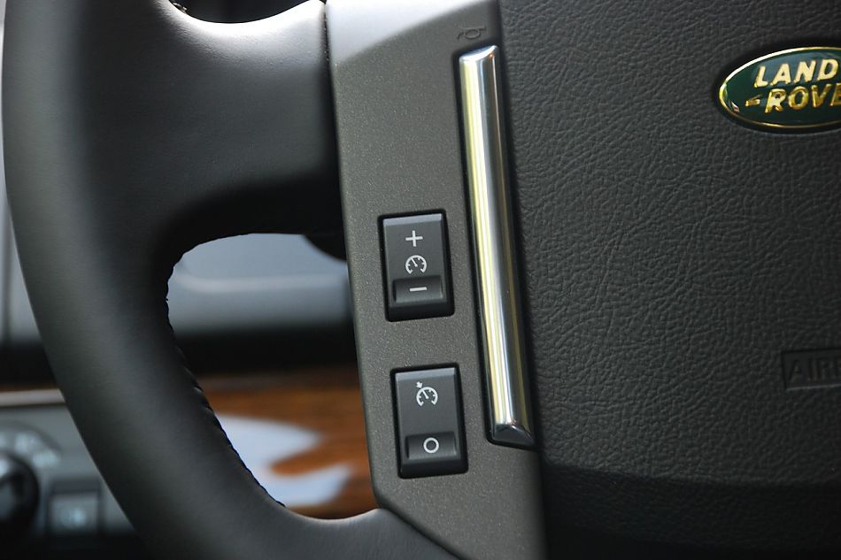 2010款路虎神行者2内饰