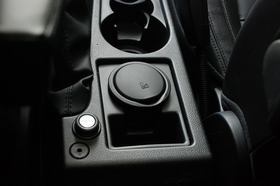 2010款路虎神行者2内饰