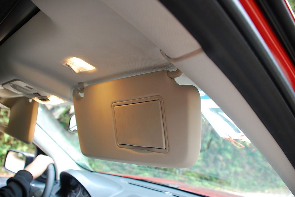 2010款路虎神行者2内饰