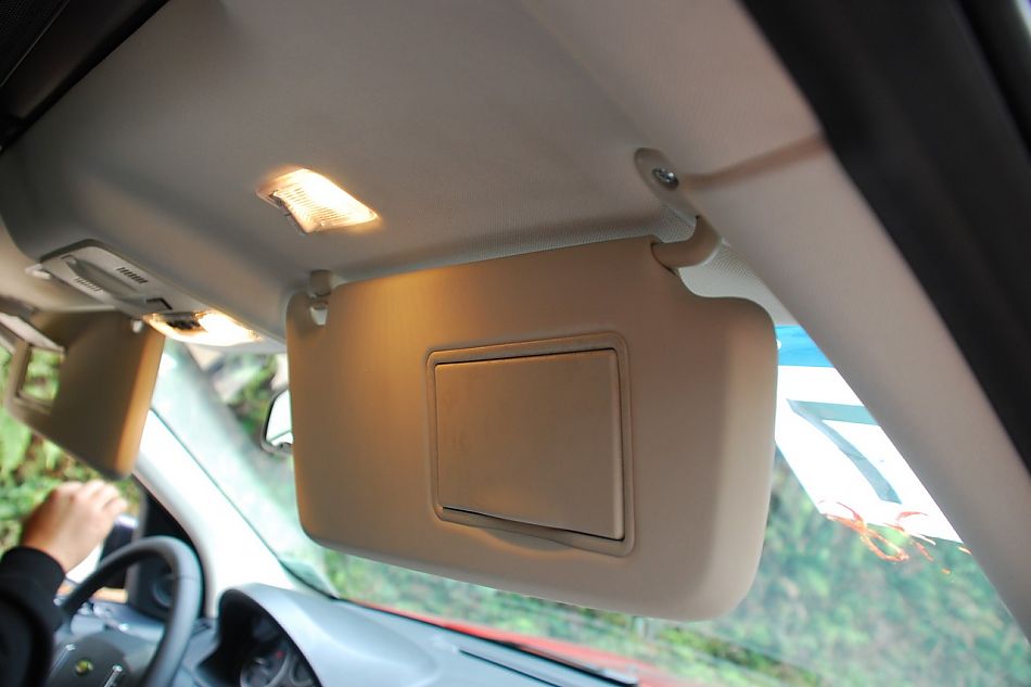 2010款路虎神行者2内饰