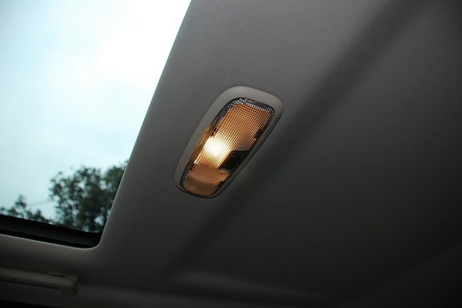 2010款路虎神行者2内饰