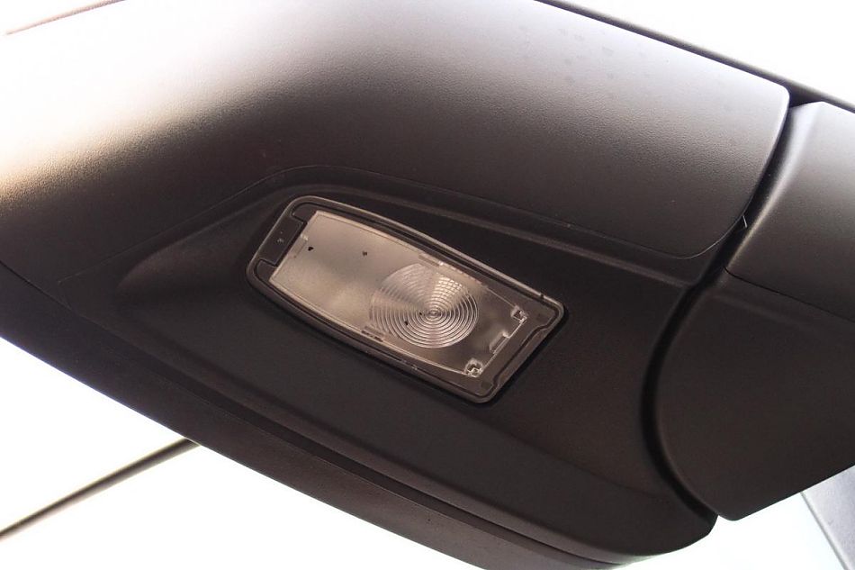 2010款高配版路虎神行者2代港口实拍