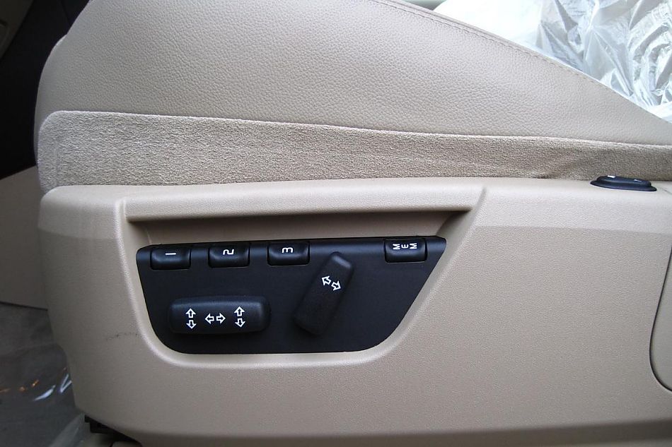 2010款高配版路虎神行者2代港口实拍