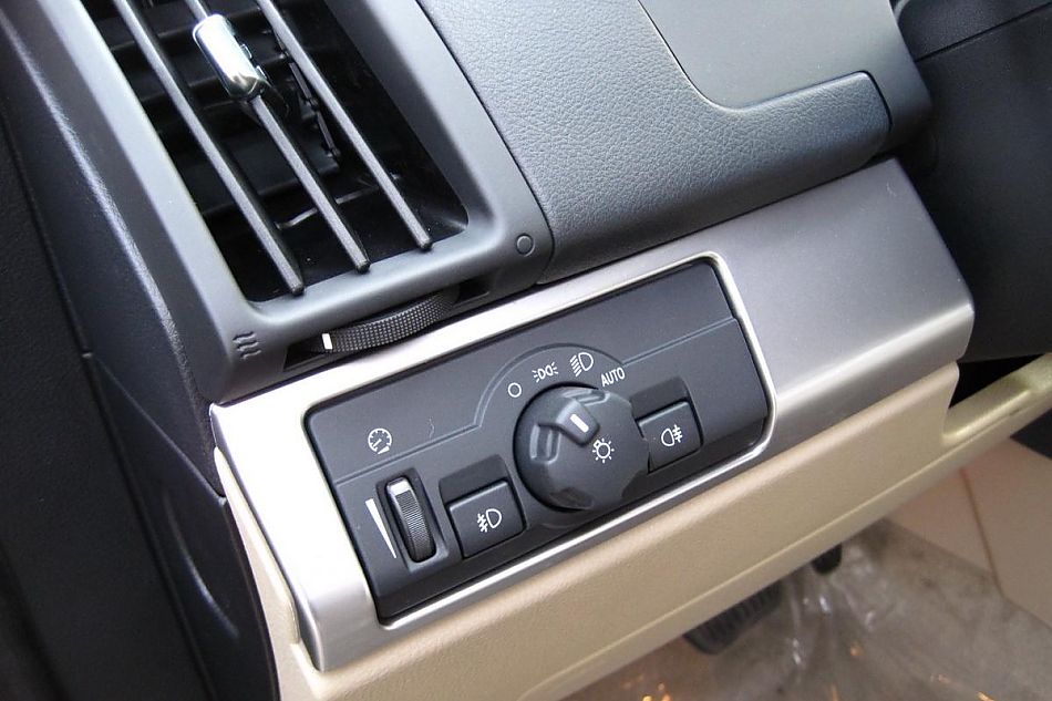 2010款高配版路虎神行者2代港口实拍