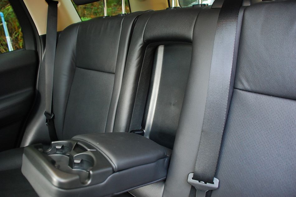 2010款路虎神行者2内饰