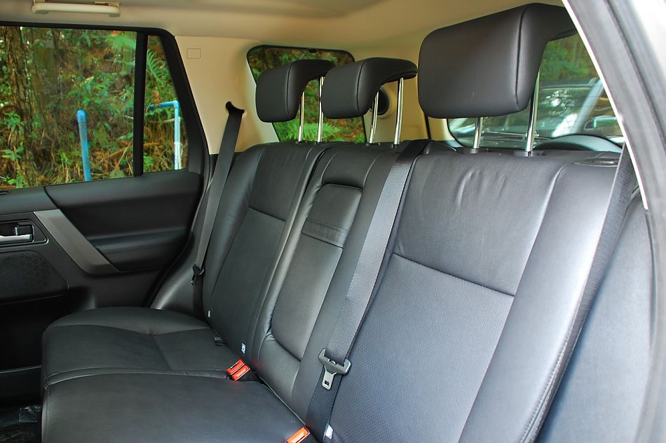 2010款路虎神行者2内饰