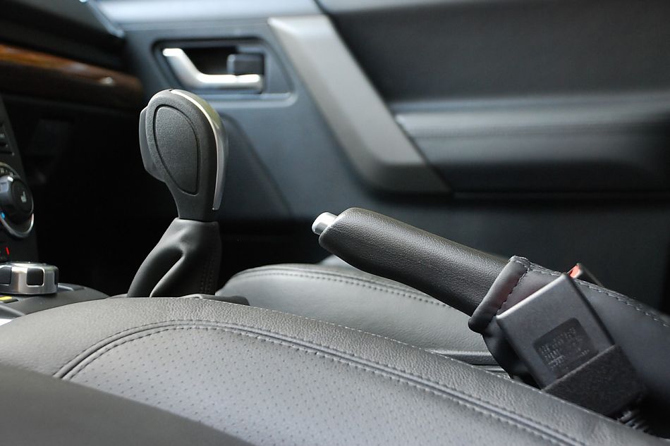 2010款路虎神行者2内饰