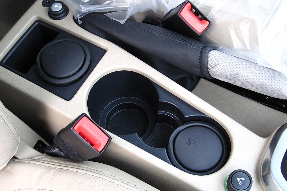 2010款高配版路虎神行者2代港口实拍