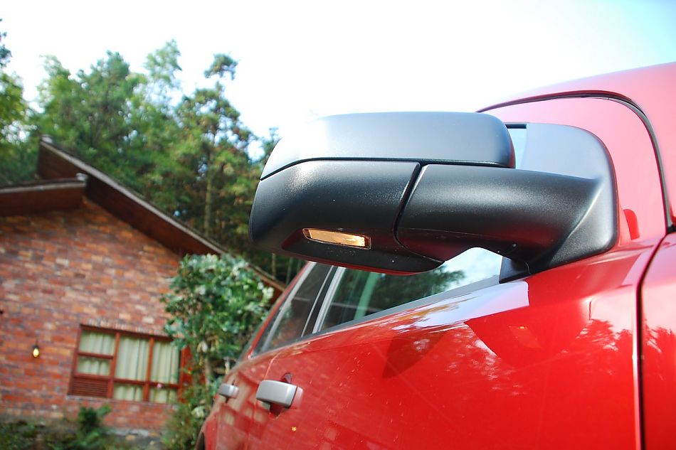 2010款路虎神行者2外观实拍