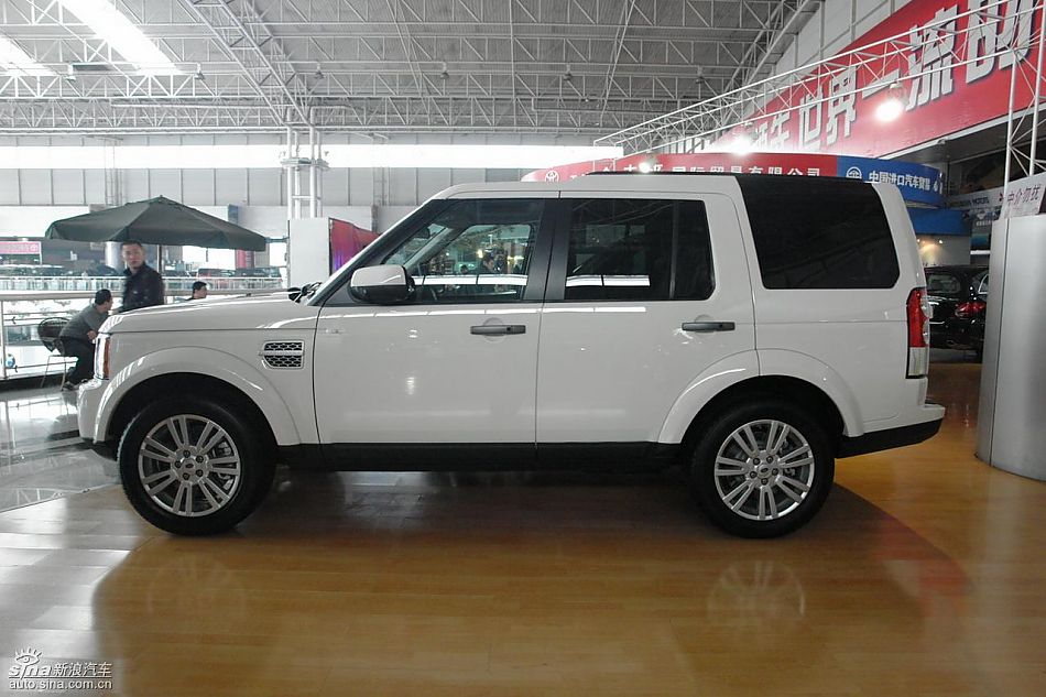 全新路虎第四代发现到港现车实拍