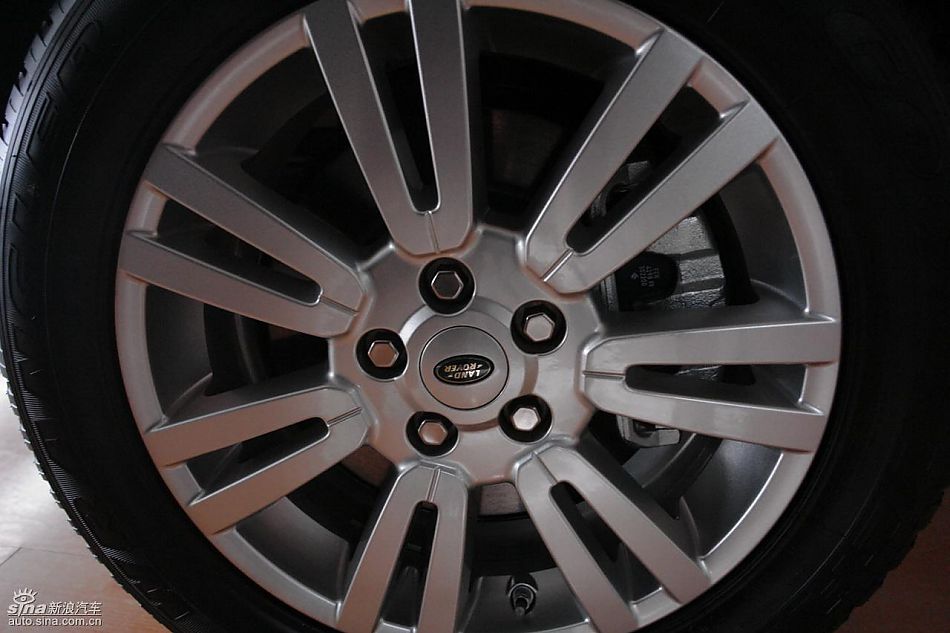 全新路虎第四代发现到港现车实拍