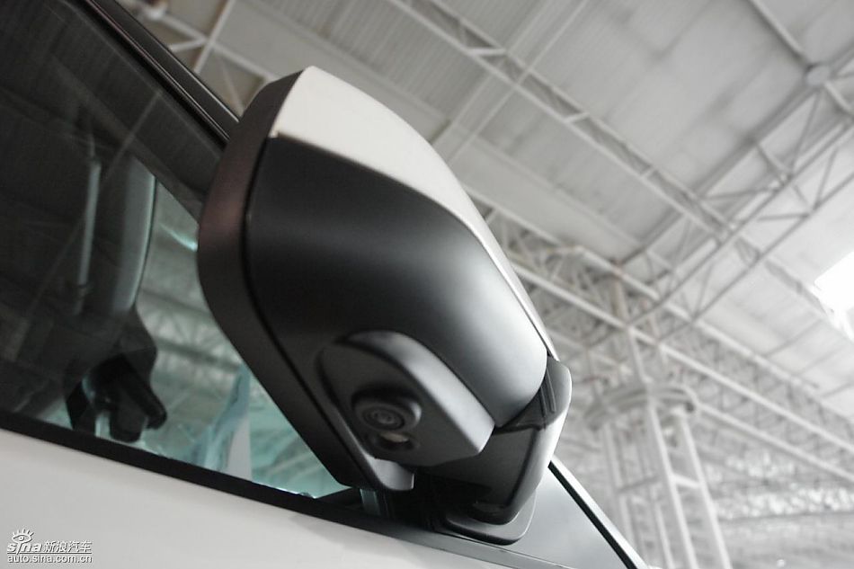 全新路虎第四代发现到港现车实拍