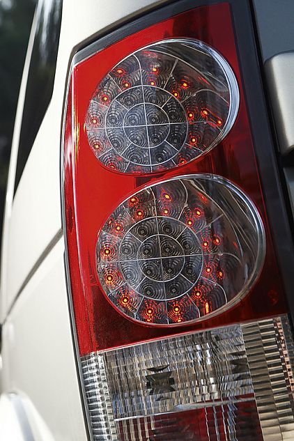 路虎第四代“发现”外观资料图