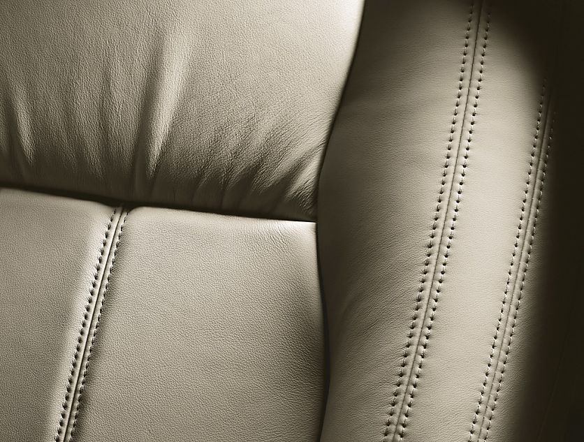 路虎第四代“发现”内饰资料图