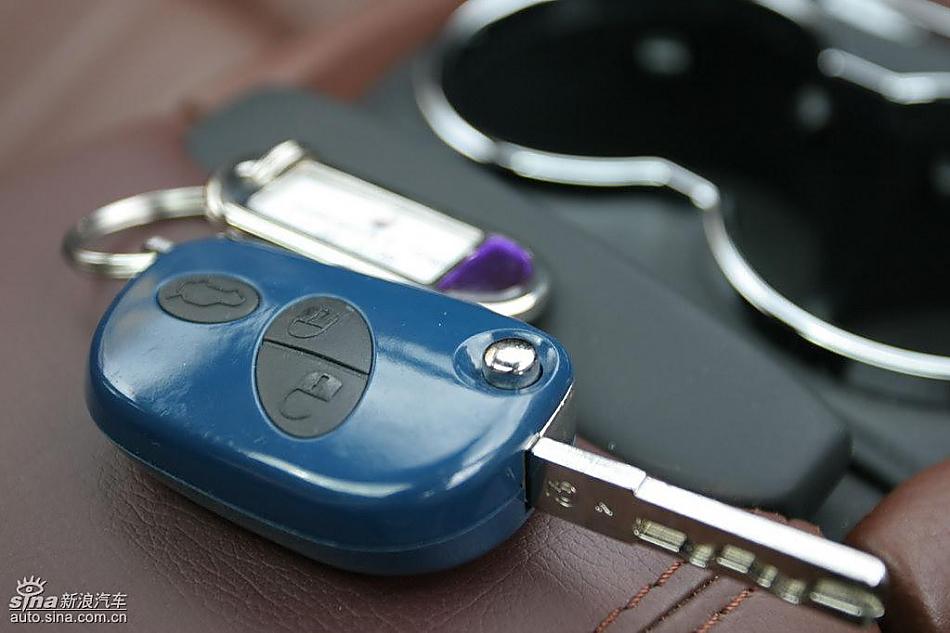 Quattroporte S引擎及车钥匙