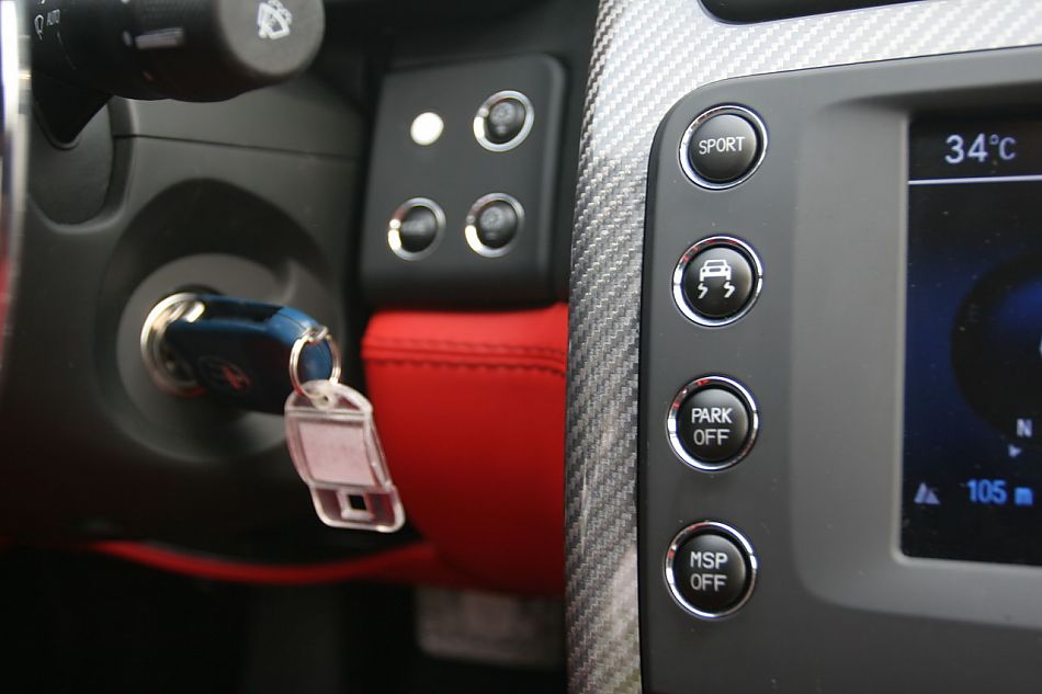 玛莎拉蒂总裁GT运动版内饰及细节