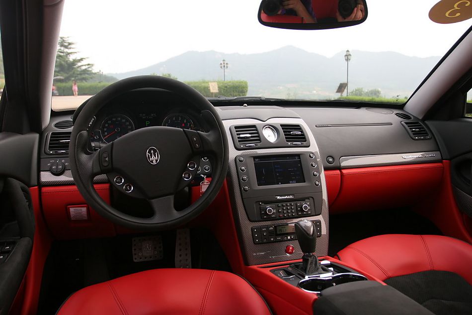 玛莎拉蒂总裁GT运动版内饰及细节