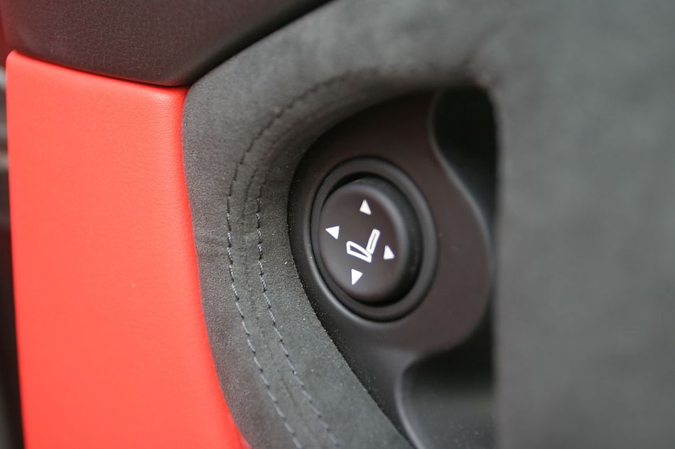 玛莎拉蒂总裁GT运动版内饰及细节