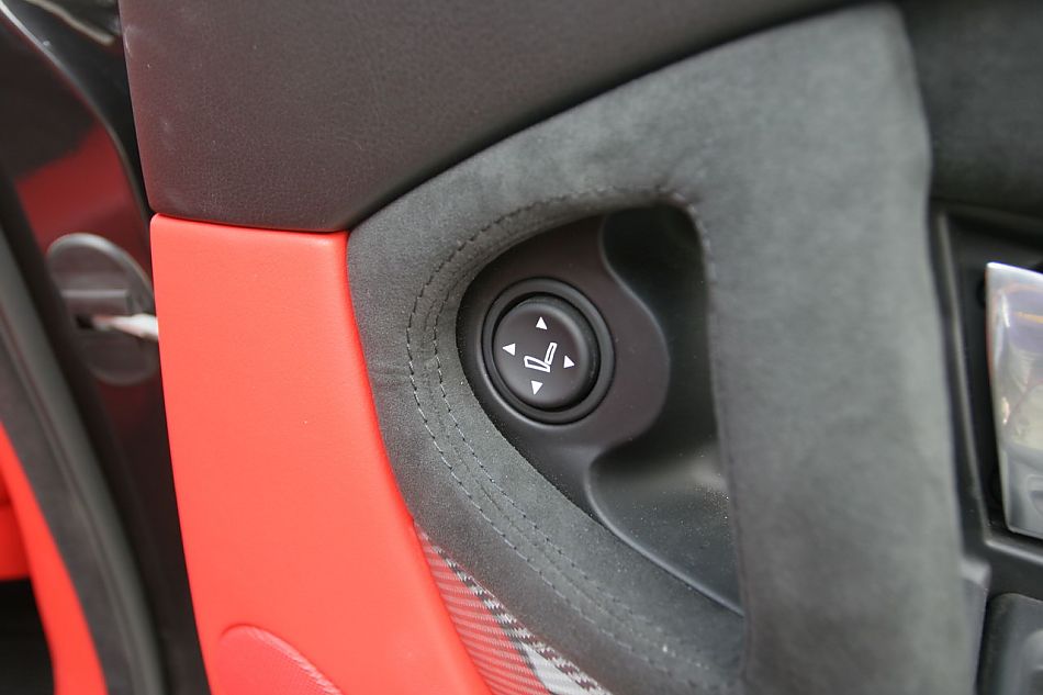 玛莎拉蒂总裁GT运动版内饰及细节